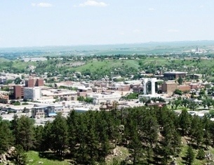 https://d3r8gwkgo0io6y.cloudfront.net/upload/rapid city.jpg